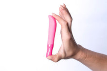 Load image into Gallery viewer, Maddie Rechargeable Silicone Bullet