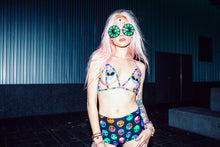 Load image into Gallery viewer, Pastease Silver Glitter Alien W/ Black Eyes