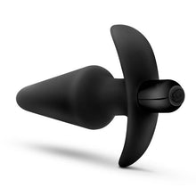 Load image into Gallery viewer, Anal Adventures Vibrating Plug Black
