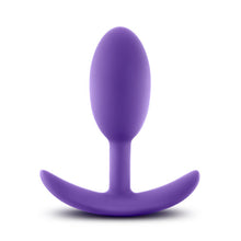 Load image into Gallery viewer, Luxe Wearable Vibra Slim Plug Medium Purple

