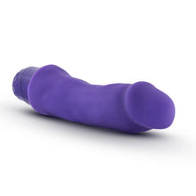 Load image into Gallery viewer, Luxe Marco Purple Vibrator
