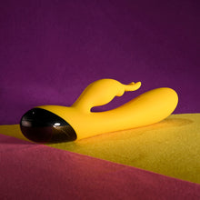 Load image into Gallery viewer, Selopa Buzzz Bunny
