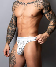 Load image into Gallery viewer, Soo Cumfy Thong Black/white S/m
