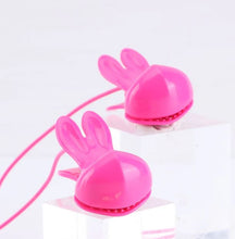 Load image into Gallery viewer, Molli Vibrating Nipple Clamps &amp; Necklace Pink

