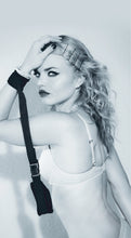 Load image into Gallery viewer, Sex &amp; Mischief Adjustable Handcuff
